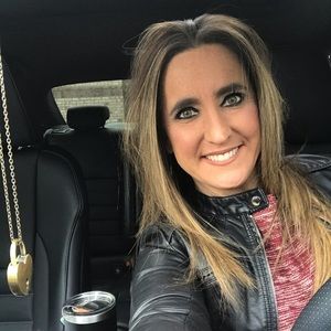 Meet your Posher, Melanie